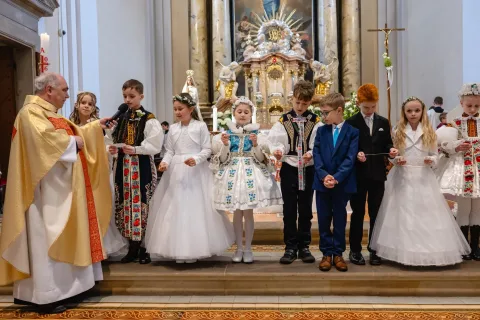 První Svaté Přijímání
